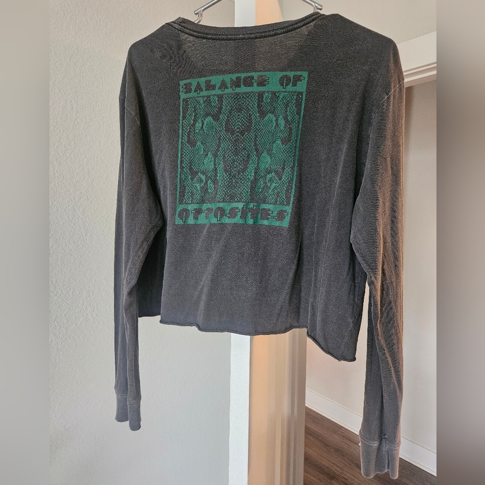 RVCA crop artist long sleeve
